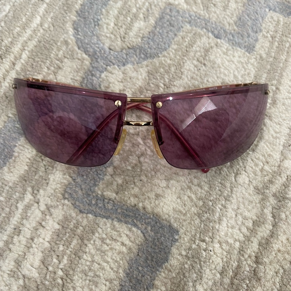 Gucci pink sunglasses